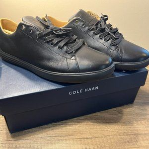 Cole Haan Grand Crosscourt II Sneakers (Men's Size 8.5)